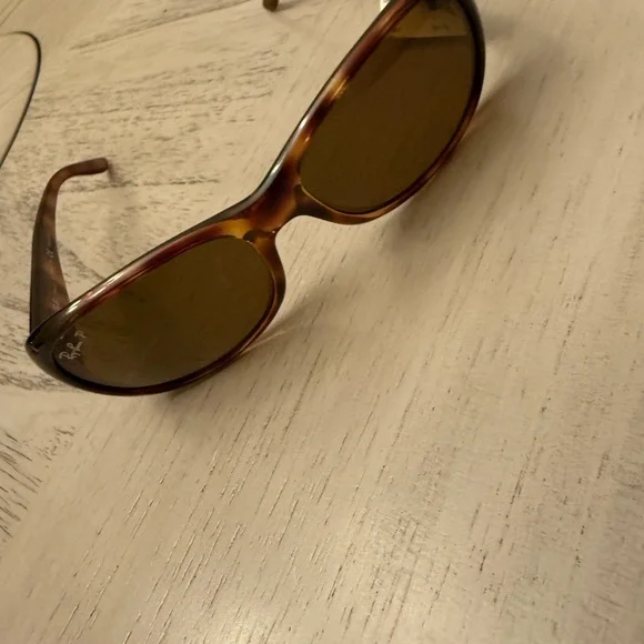 Ray-Ban 4061 - Picture 4 of 4